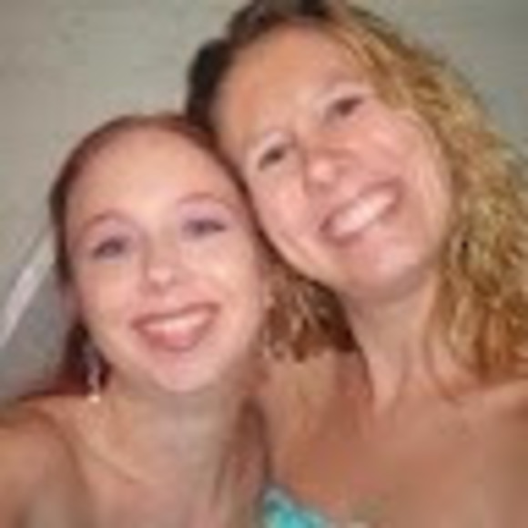 Meet your Posher, Jewels - Picture 2 of 6